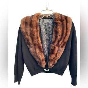 RARE 40’s MINK & IMPORTED CASHMERE KACE LINED BROACH CLOSURE BLACK CARDIGAN S/M